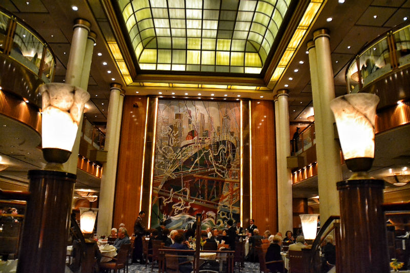 The Britannia Dining Room is the largest on the ship and seats 1300 people in an art-deco setting.